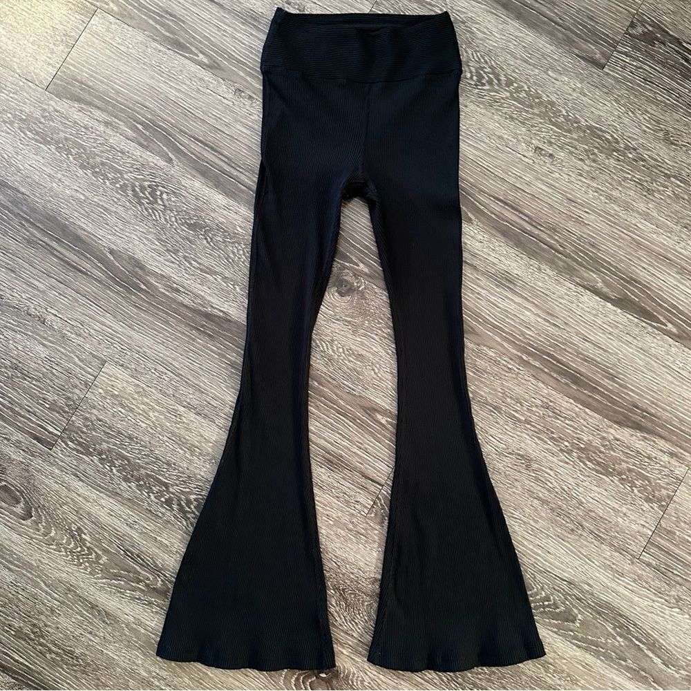 Year Of Ours Ribbed Flare Leggings